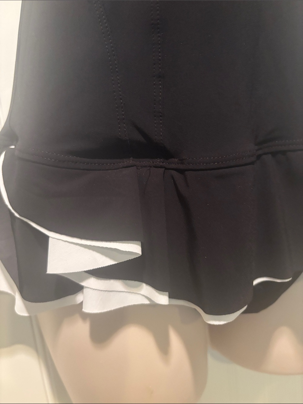 NWOT Profile by Gottex Women’s Belle Curve Bandeau 1 pc Swimsuit Sz 8 - Picture 2 of 6